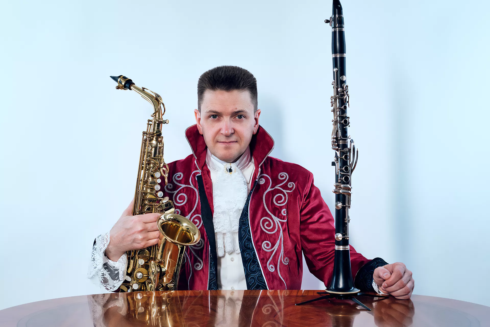 Viktor Wagner - Kontakt